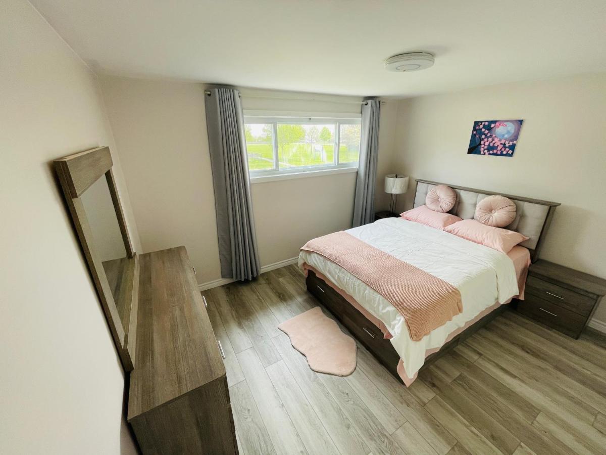 Willa Luxurious Cozy House In Bluffs With Lake View Toronto Zewnętrze zdjęcie