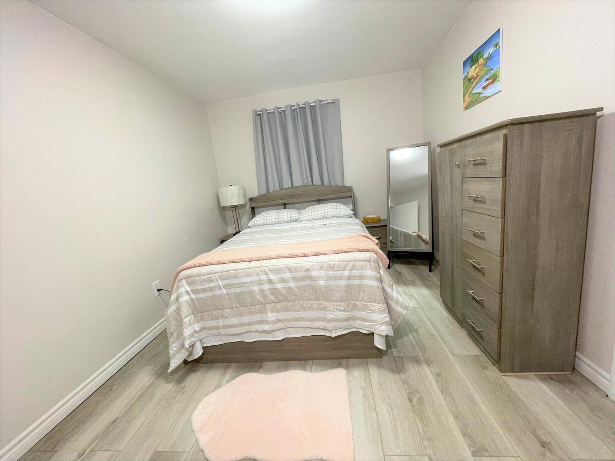 Willa Luxurious Cozy House In Bluffs With Lake View Toronto Zewnętrze zdjęcie