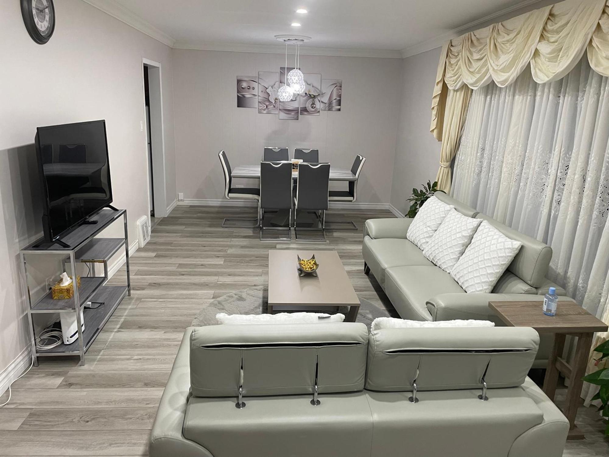 Willa Luxurious Cozy House In Bluffs With Lake View Toronto Zewnętrze zdjęcie