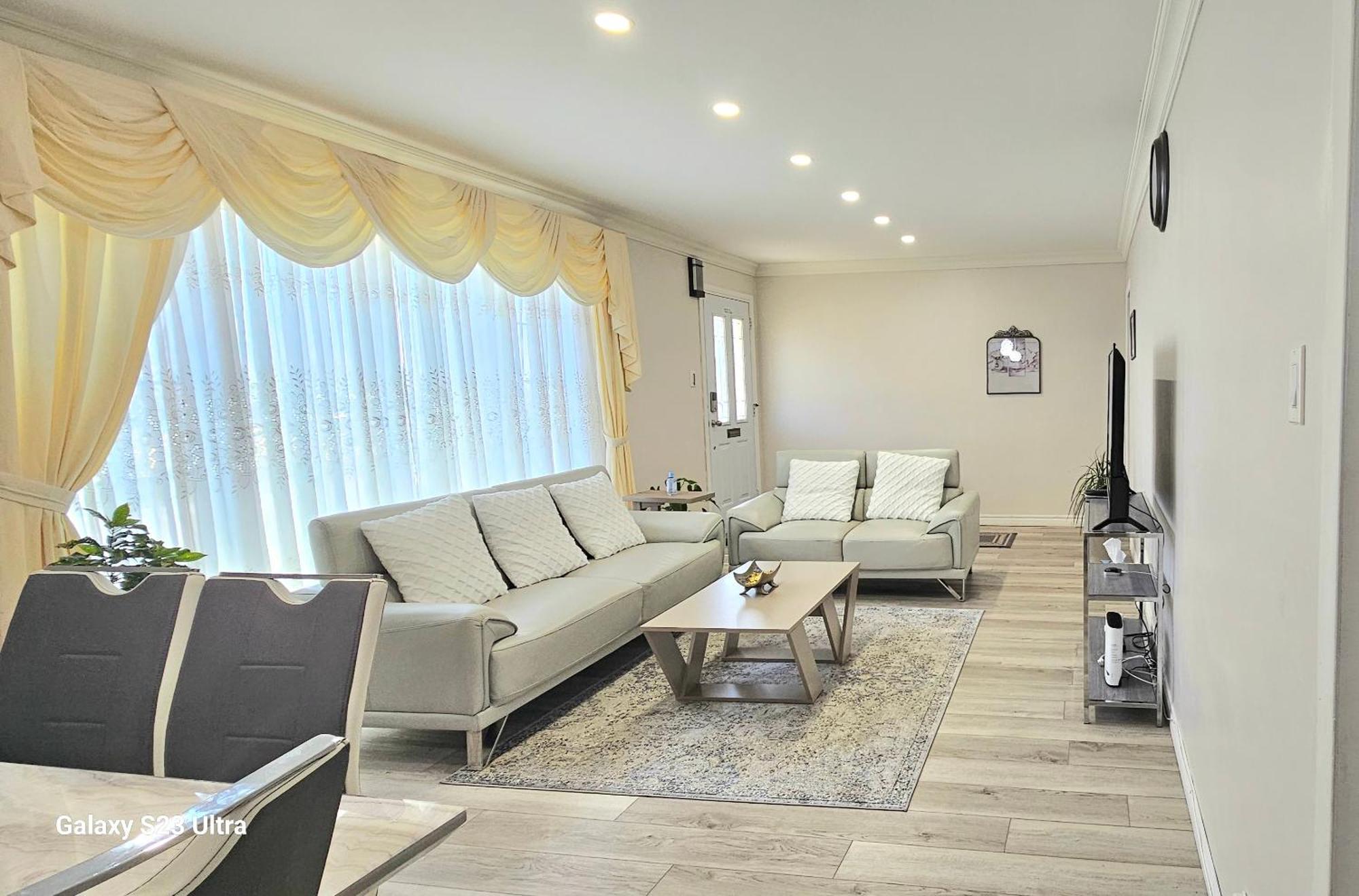 Willa Luxurious Cozy House In Bluffs With Lake View Toronto Zewnętrze zdjęcie